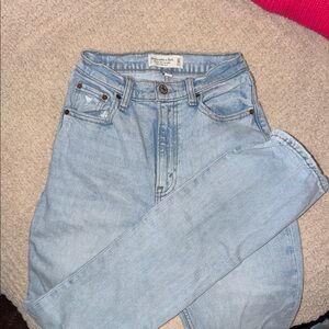 Curve love, straight leg Abercrombie and Fitch jeans